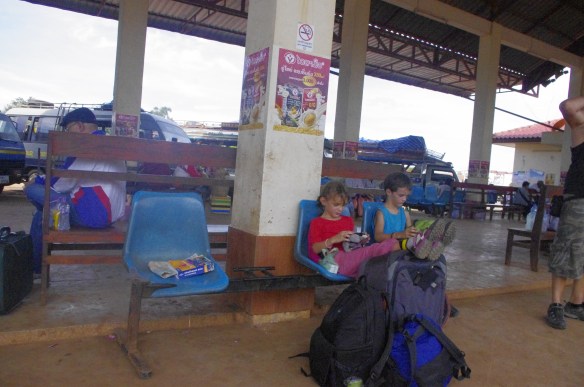 gare routière de Paksé