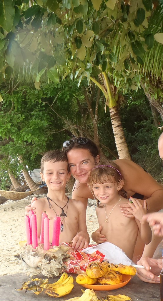 Paradise Island, 8 ans de Maceo