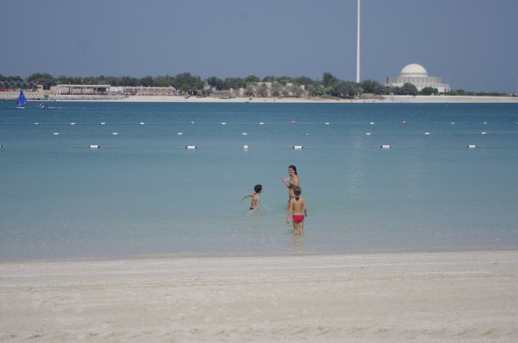 La plage d'Abu Dhabi